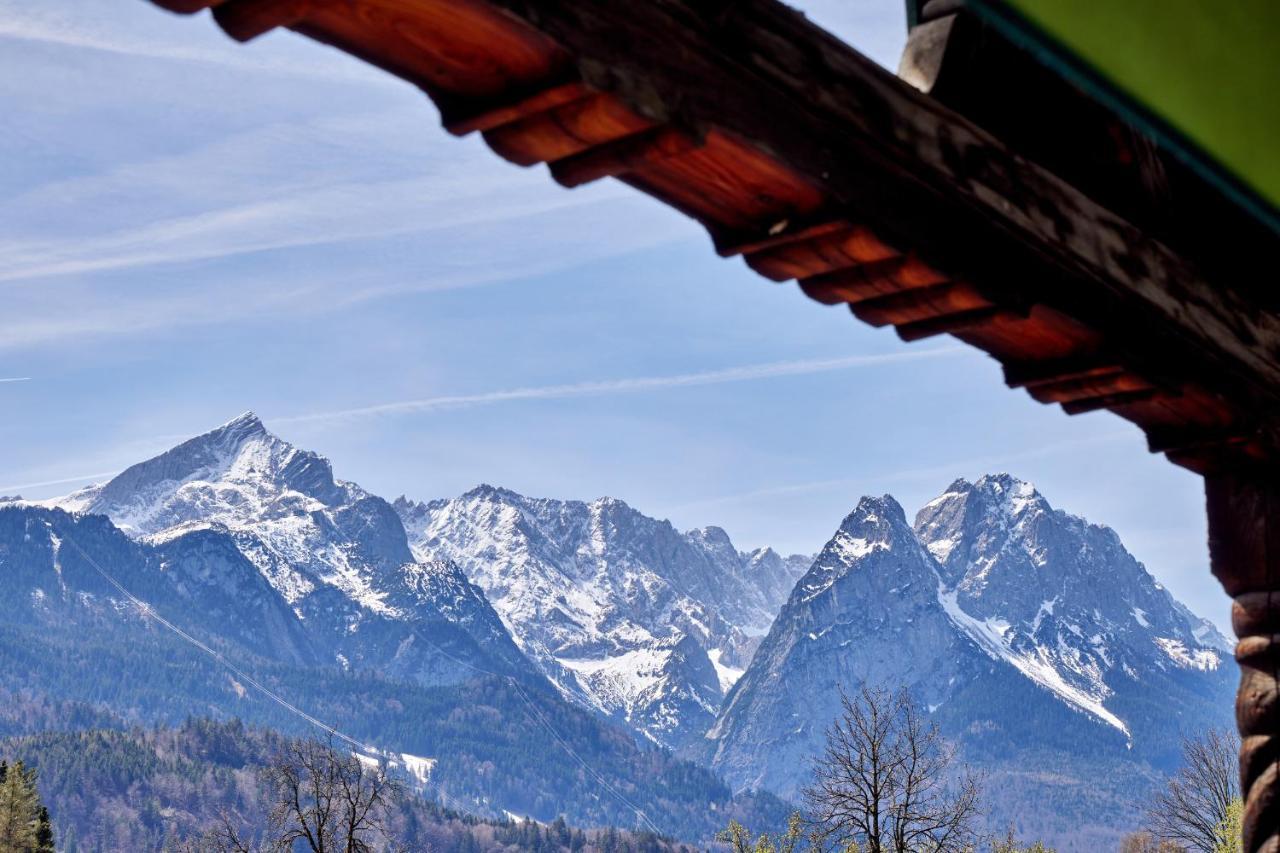 Gaestehaus Angela Garmisch-Partenkirchen Buitenkant foto