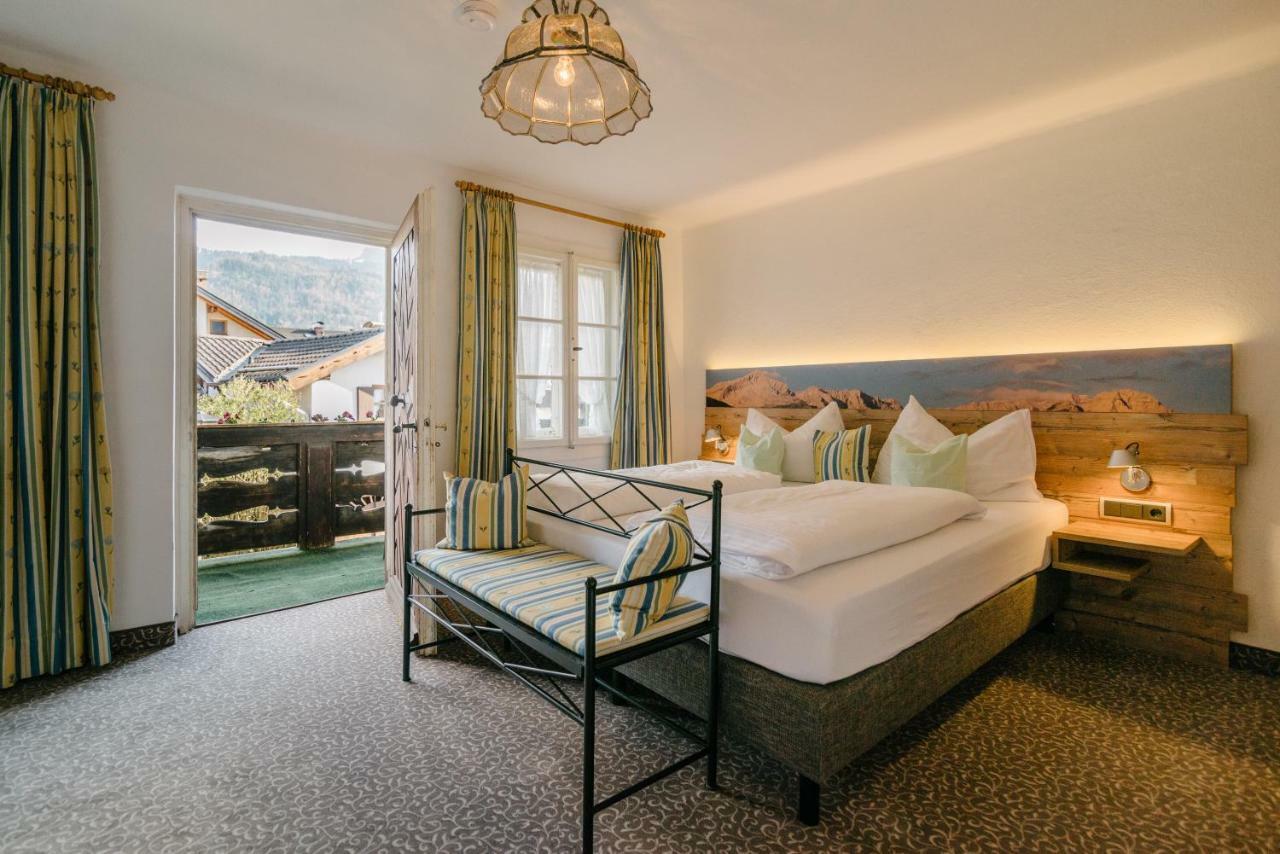 Gaestehaus Angela Garmisch-Partenkirchen Buitenkant foto